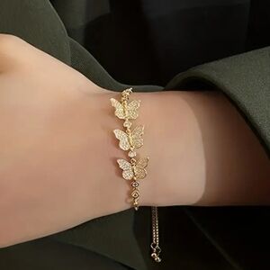 Delicate Gold Butterfly Bracelet